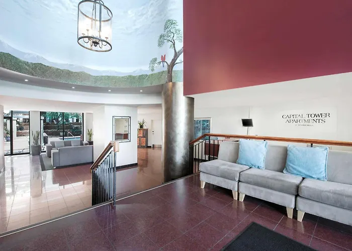 Hotels with pool Breakfree Capital Tower Apartments